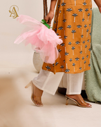 Khajura Breeze Kurta Set