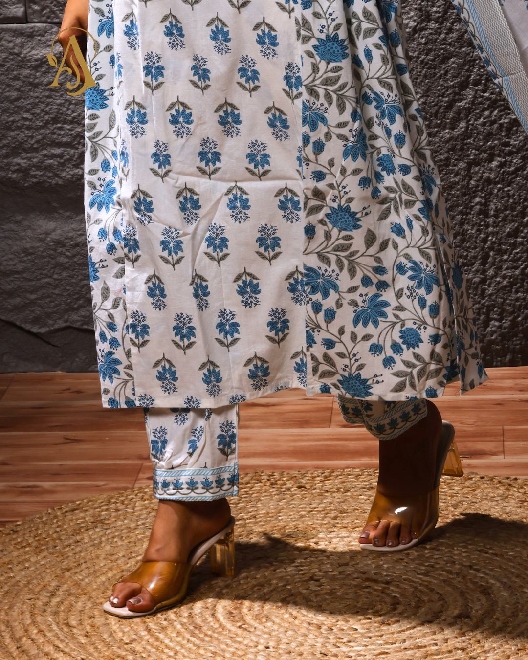 Noor-E-Ivory Suit Set