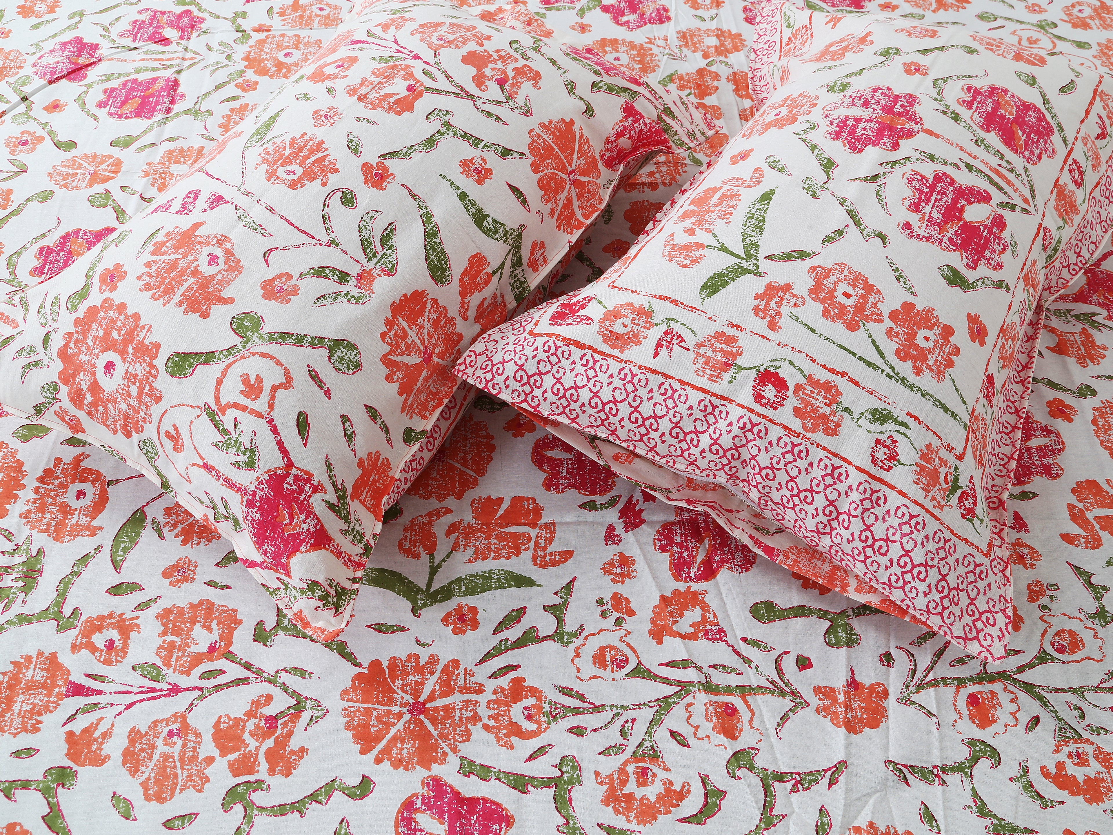 70/100 Floral Harmony Artistic Collection 100% Cotton Single Bedsheet with 2 Pillow Covers (70x100)