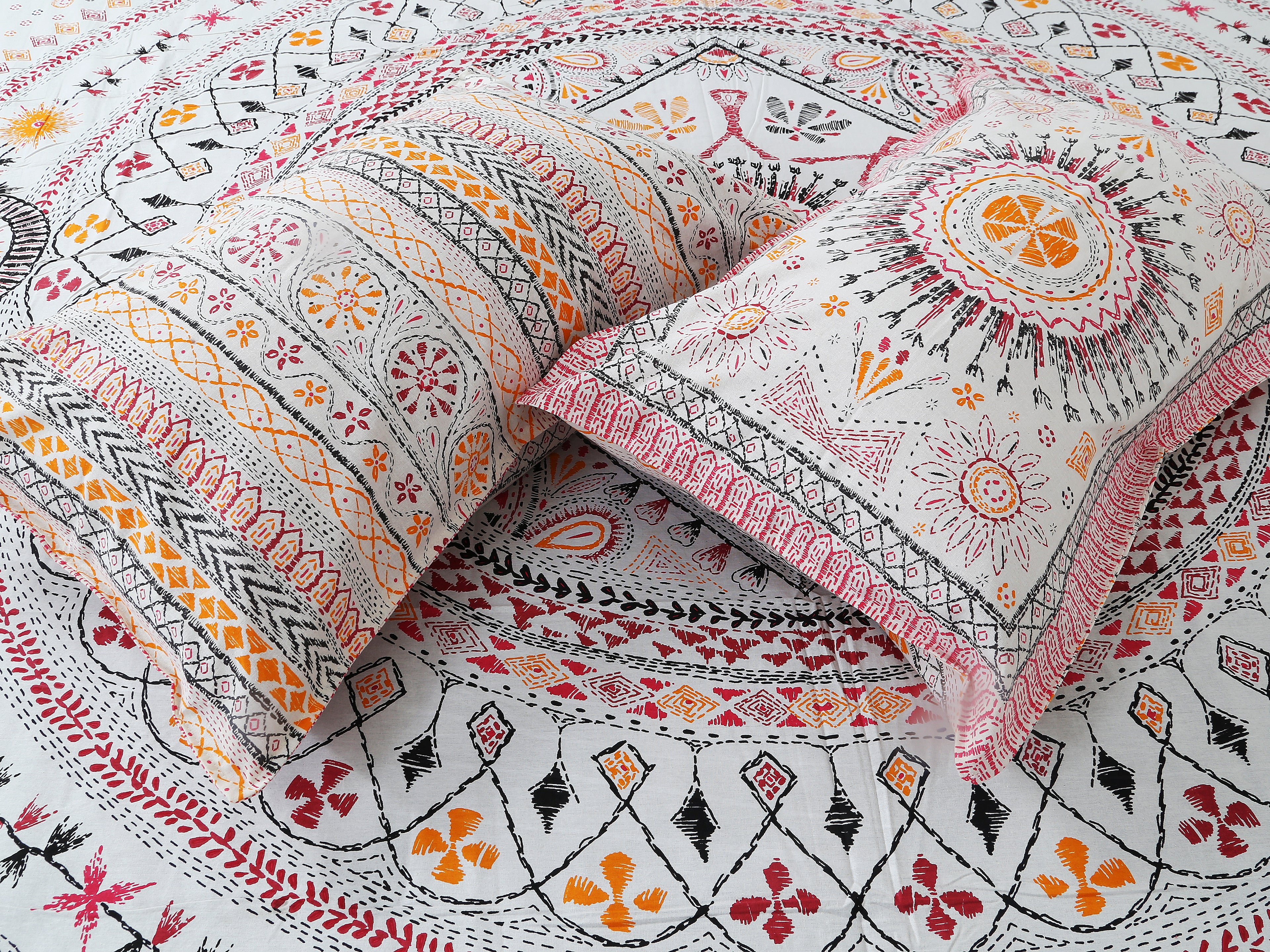 70/100 Mandala Charm Artistic Collection 100% Cotton Single Bedsheet with 2 Pillow Covers (70x100)