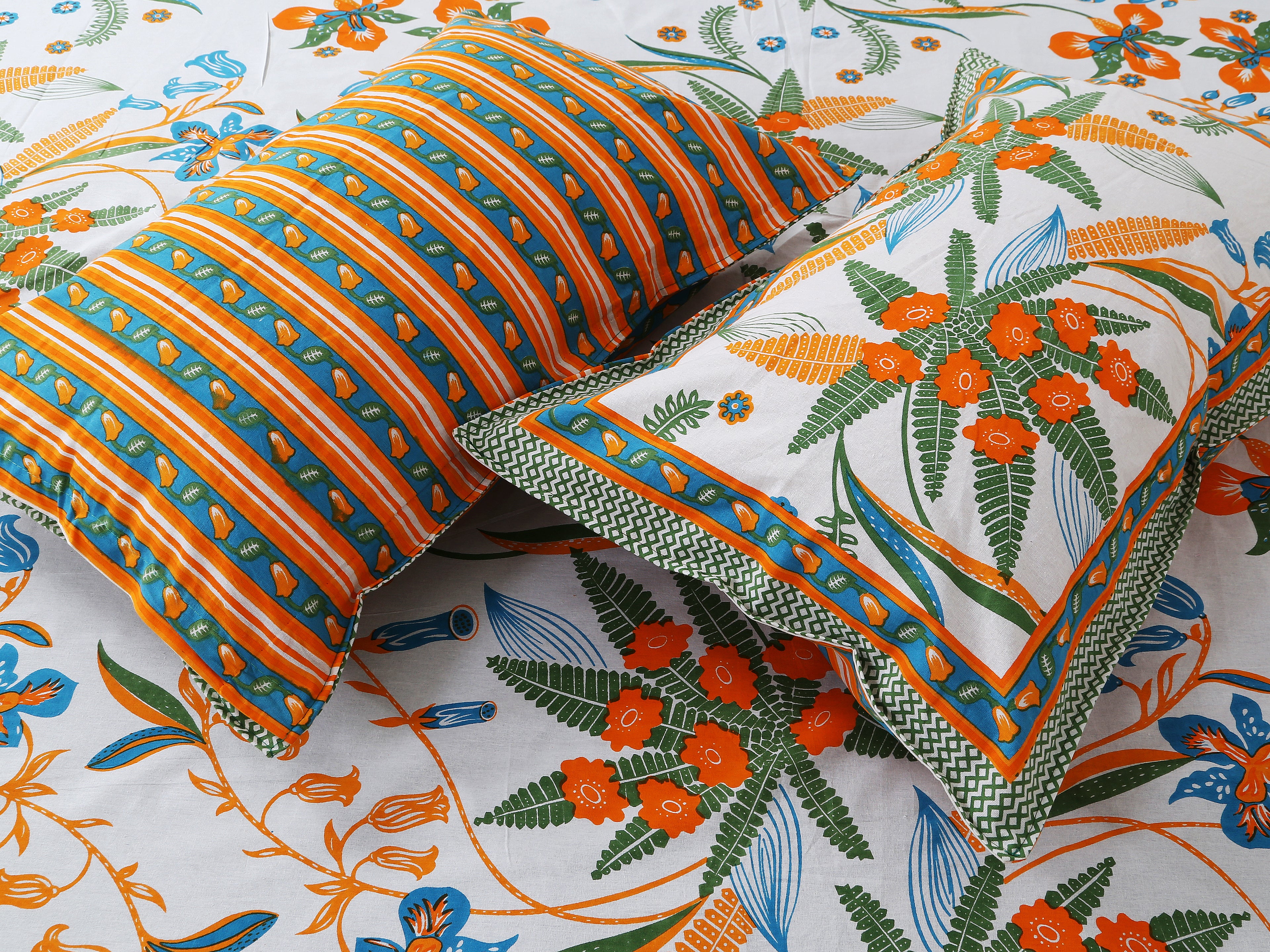Artistic Collection Floral Print Cotton Bedsheet with 2 Pillow Covers | Premium 70x100 Inches
