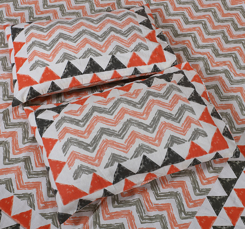 Eco Collection Cotton Double Bedsheet with Pillow Covers | Geometric Chevron Print | 90x100 Inches