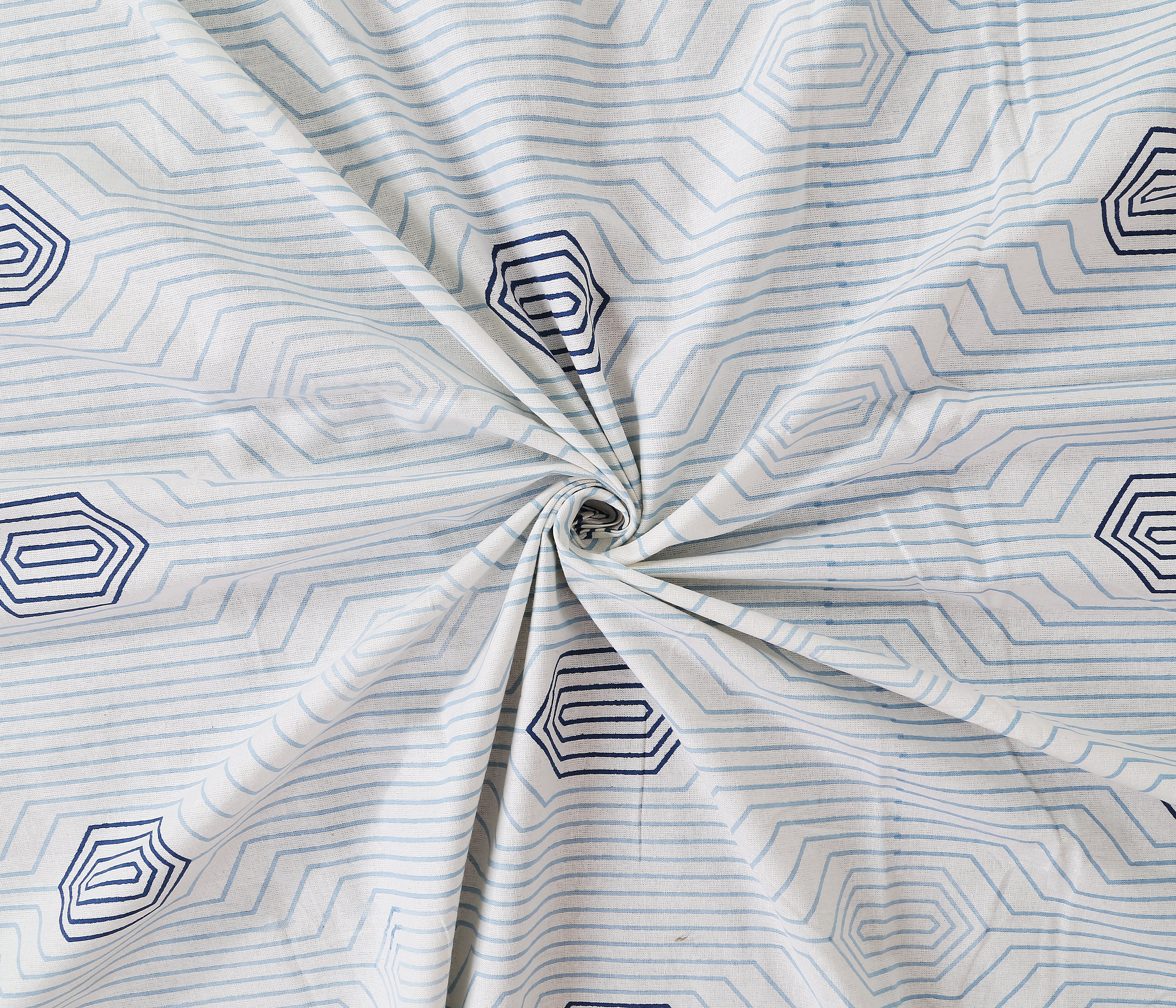 Soft Cotton Geometric Single Bedsheet with 2 Pillow Covers | 70x100