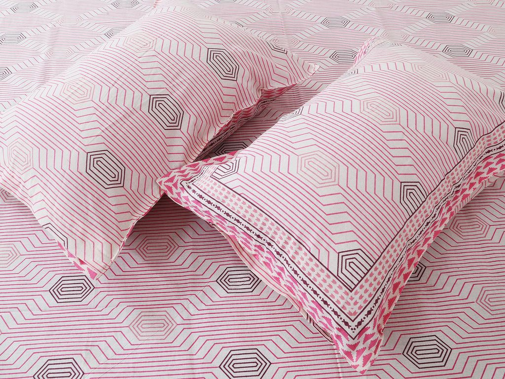 Soft Cotton Geometric Single Bedsheet with 2 Pillow Covers | 70x100