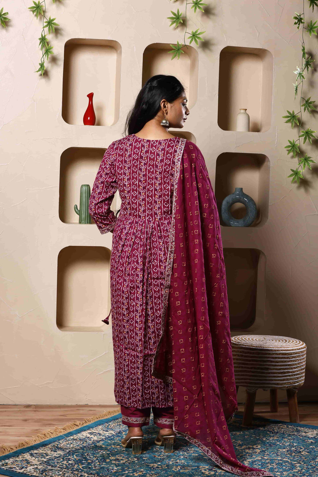 Ruhani Rosewood Thread Suit Set