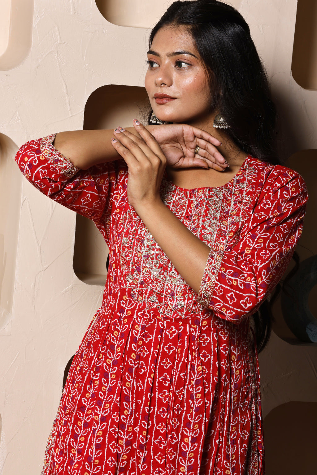 Ruhani Scarlet Thread Suit Set