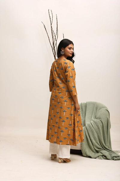 Khajura Breeze Kurta Set