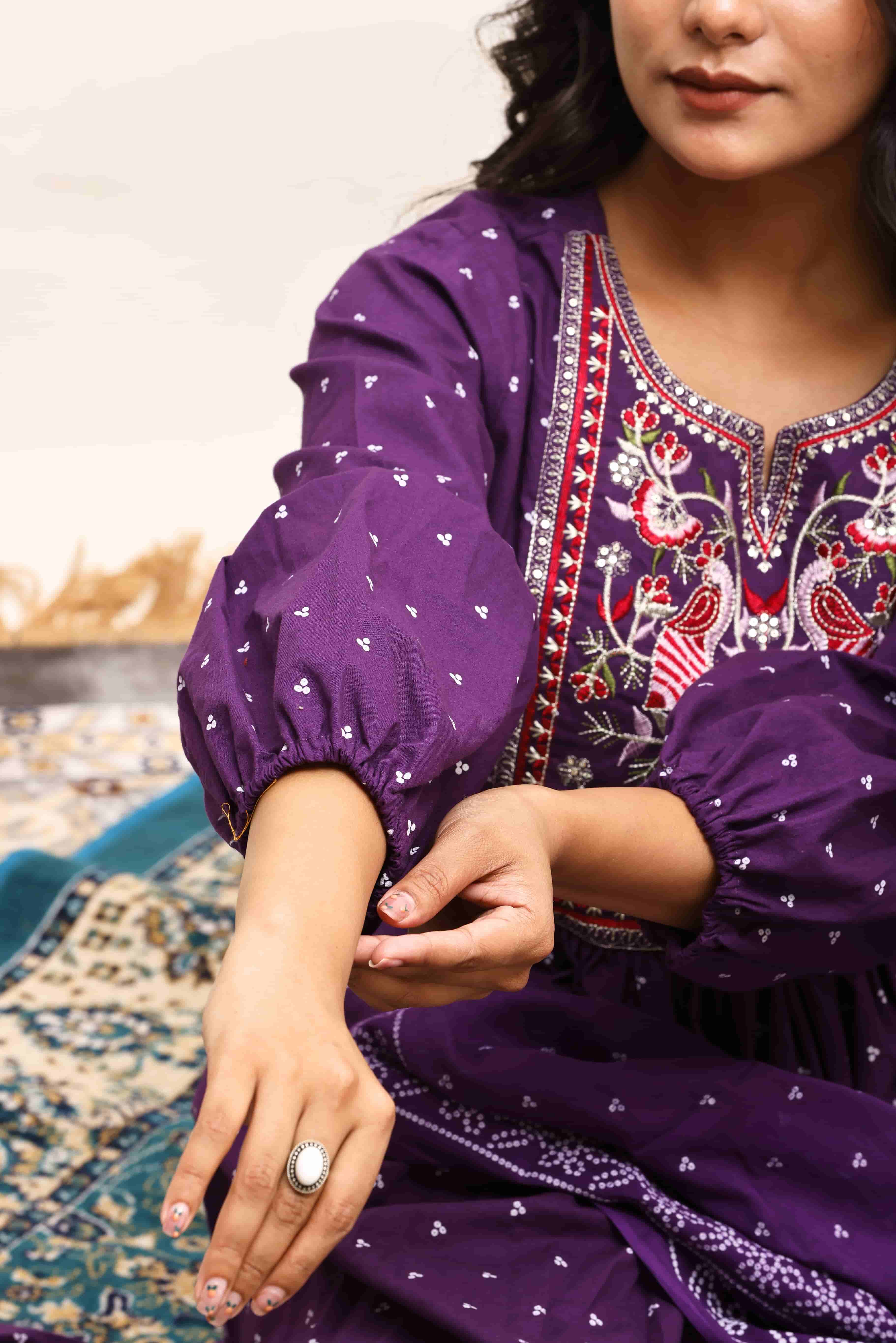 Noorani Bloom Suit Set